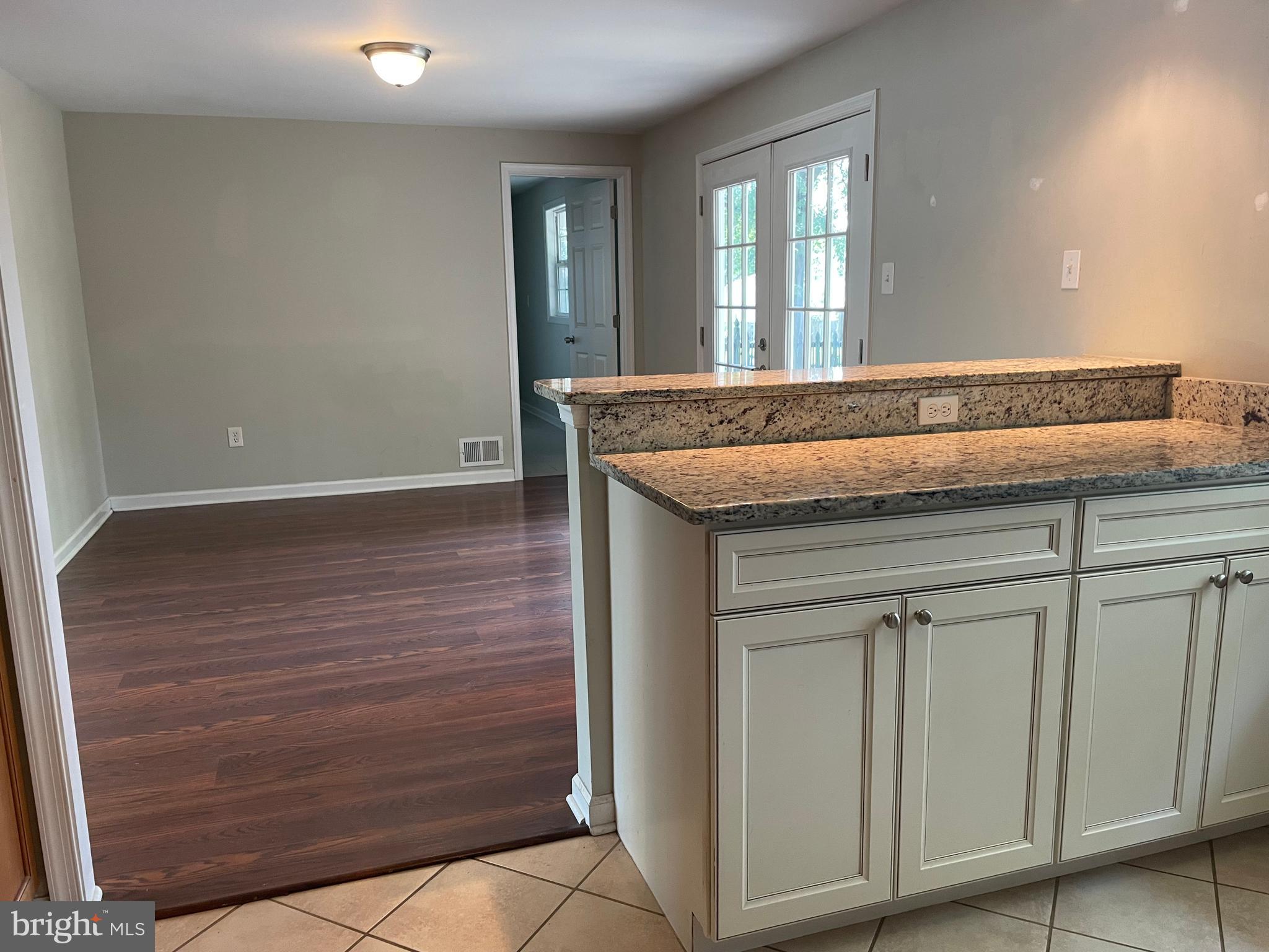 5611 Daniel Circle Waldorf, MD 20601 - Photo 5 of 21