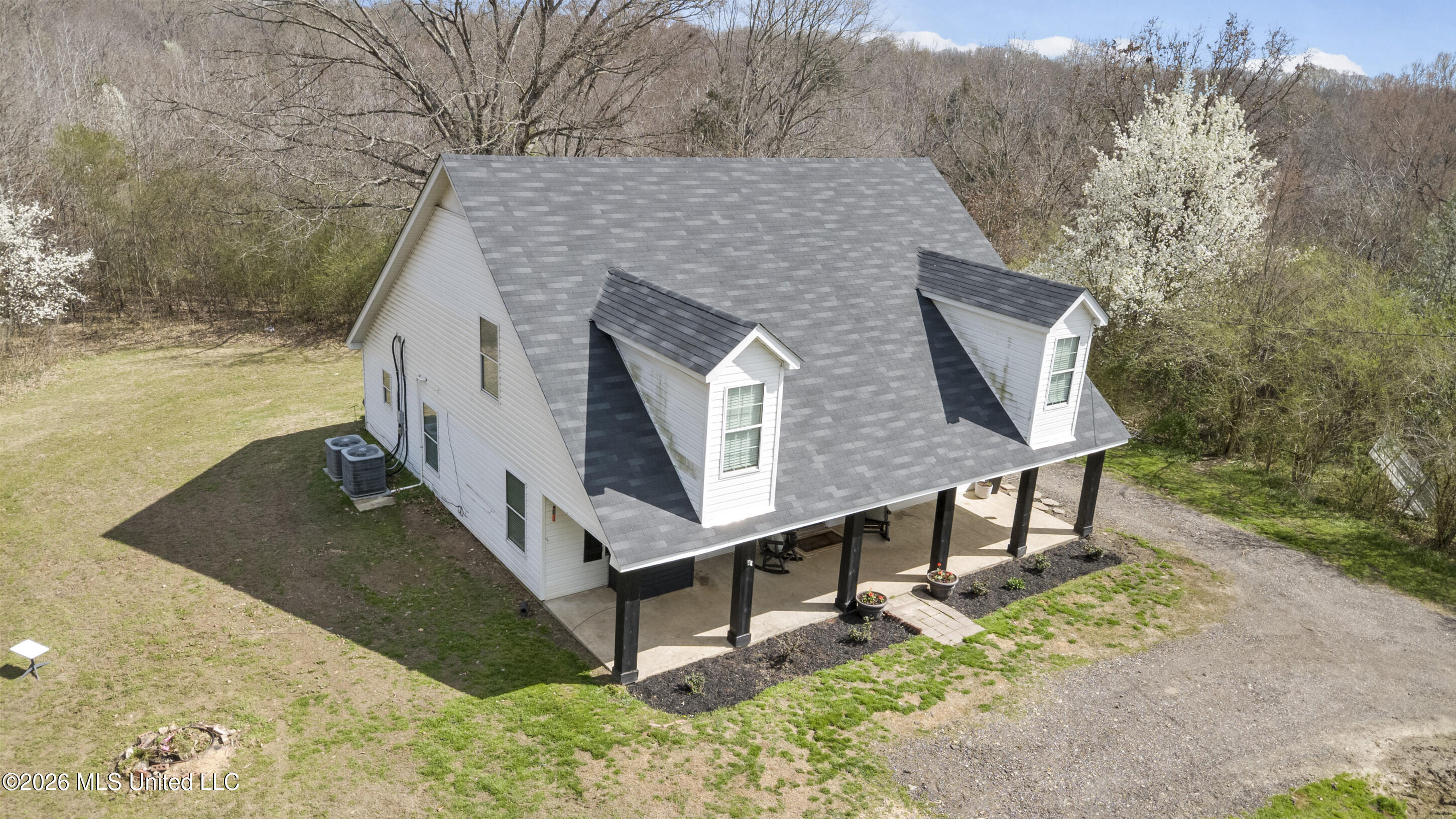2138 Bethel Road Coldwater, MS 38618 - Photo 25 of 28 27_dji_0006_print