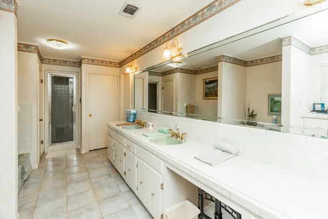 $400,000 | 5990 Pinkstaff Lane, Beaumont, TX 77706