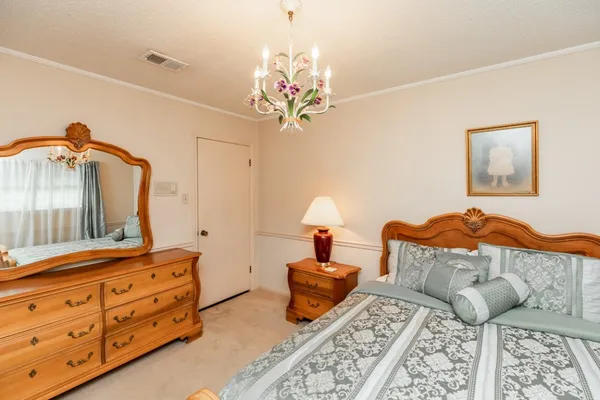 $400,000 | 5990 Pinkstaff Lane, Beaumont, TX 77706