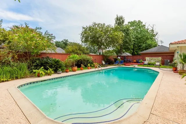 $400,000 | 5990 Pinkstaff Lane, Beaumont, TX 77706