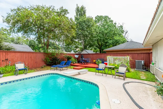 $400,000 | 5990 Pinkstaff Lane, Beaumont, TX 77706