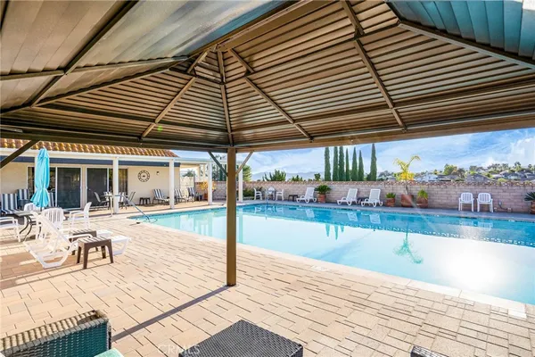 $335,000 | 38212 Via La Colina, Murrieta, CA 92563