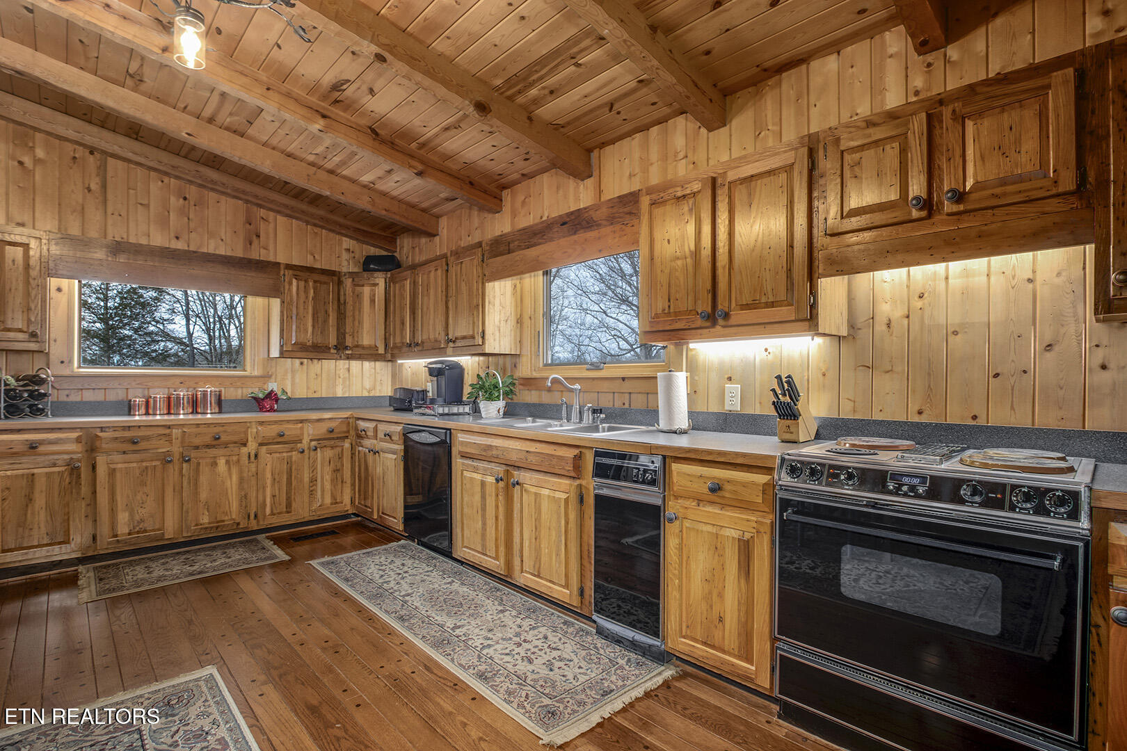 1902 Fain Cemetery Road Dandridge, TN 37725 - Photo 19 of 60 19_FainCemeteryRoad_1902_Kitchen03