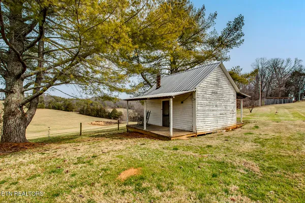 $1,950,000 | 1902 Fain Cemetery Road, Dandridge, TN 37725