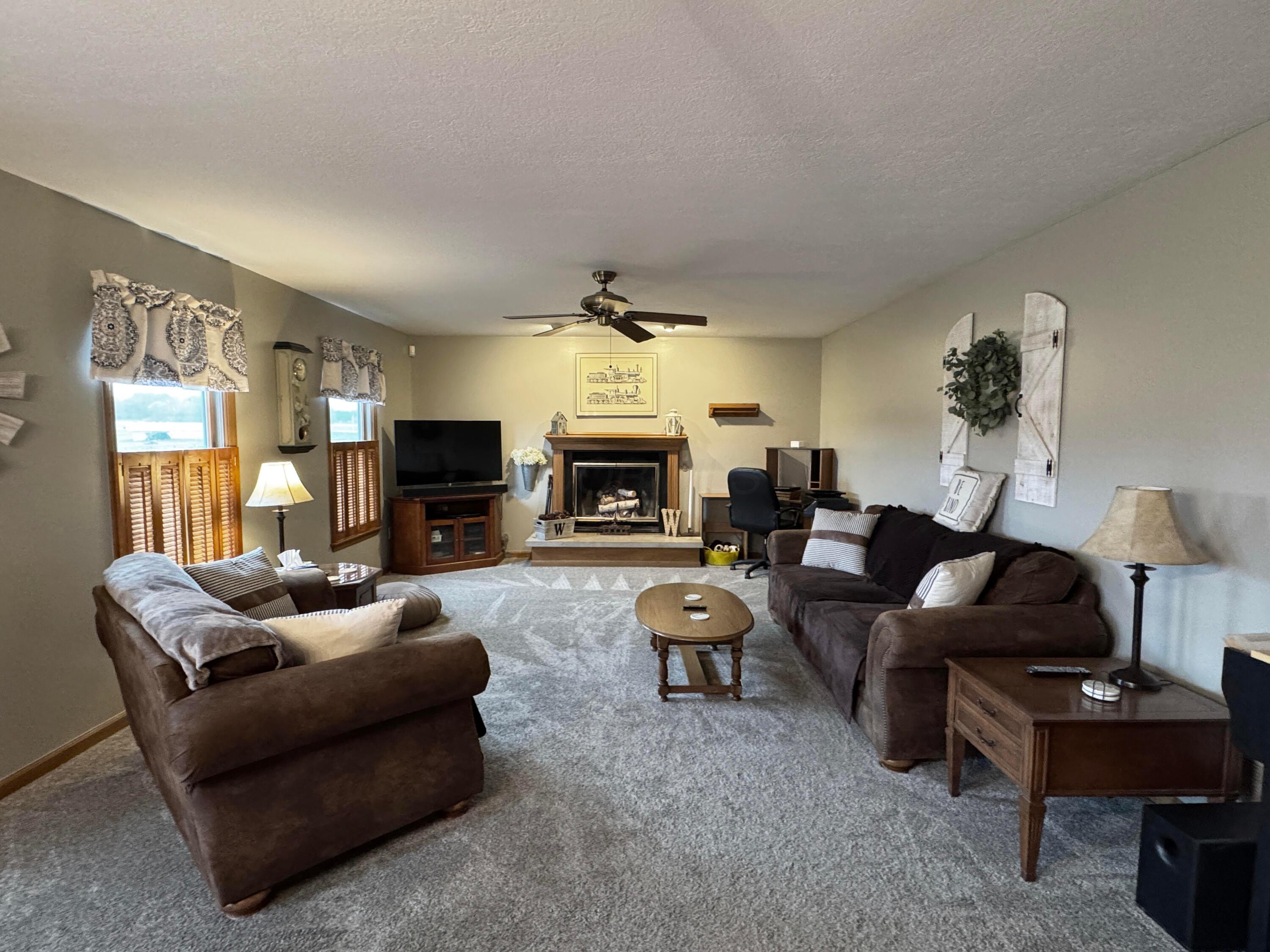2075 Eckard Road Centerburg, OH 43011 - Photo 10 of 33