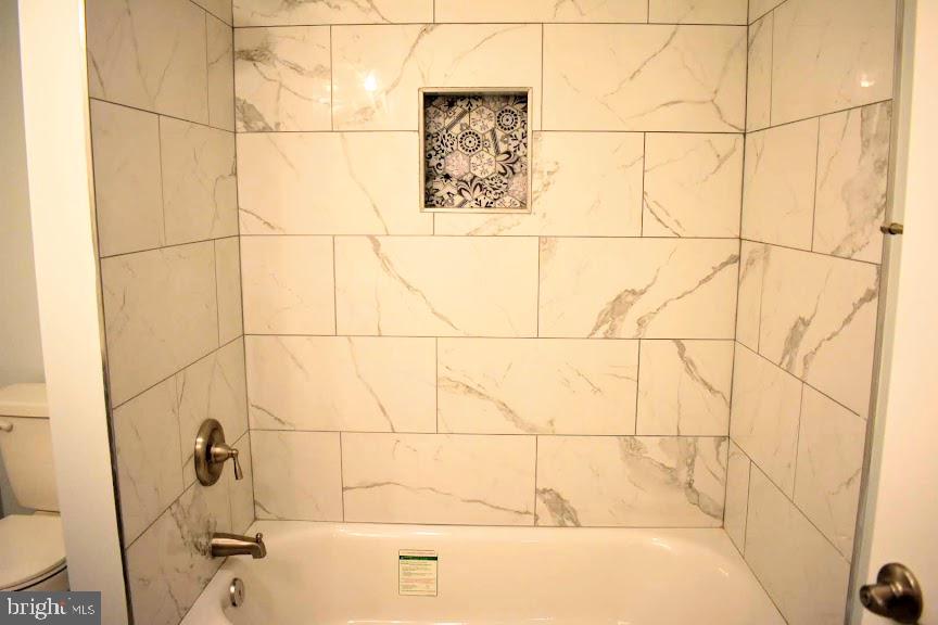 3729 Red Grove Road Baltimore, MD 21220 - Photo 17 of 41 Master Bath