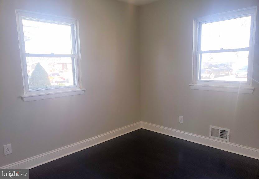 3729 Red Grove Road Baltimore, MD 21220 - Photo 21 of 41 Bed