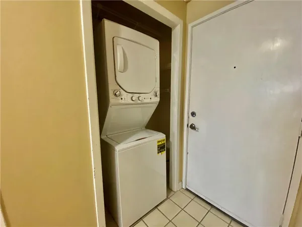 $1,400 | 11550 Southfork Avenue, Unit 713, Baton Rouge, LA 70816