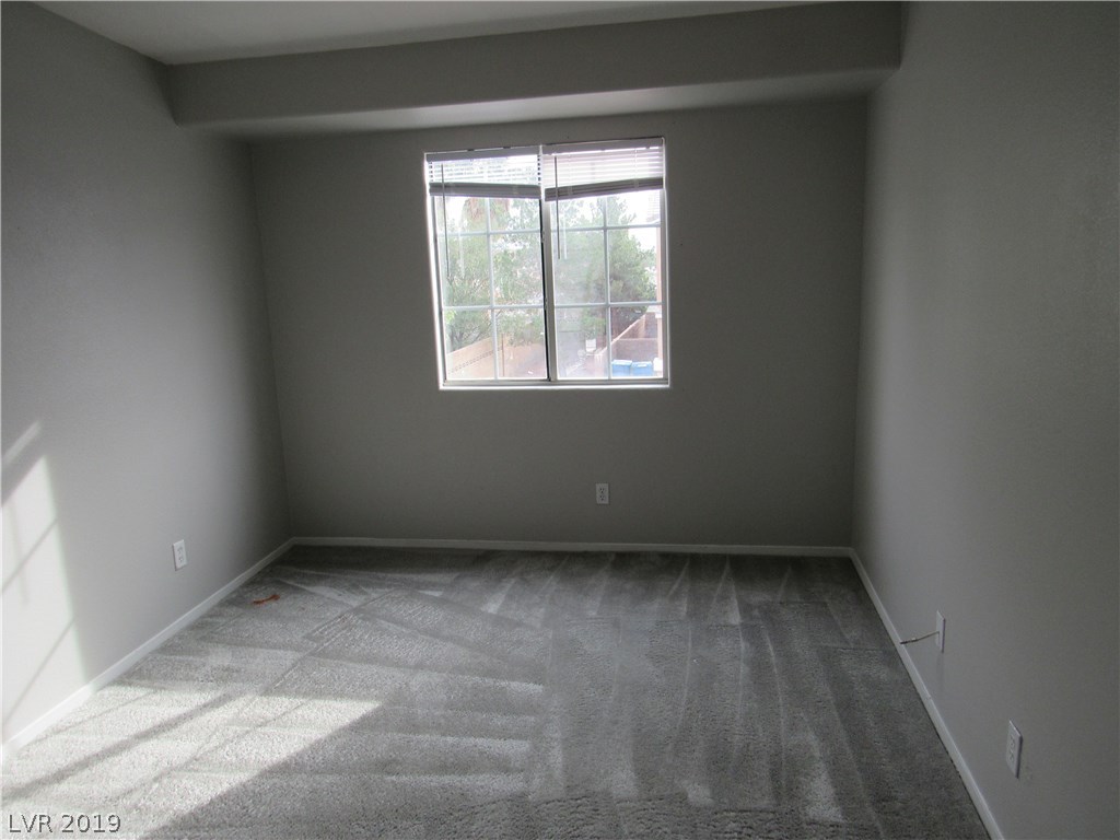 3692 Starry Beach Avenue Las Vegas, NV 89115 - Photo 8 of 12