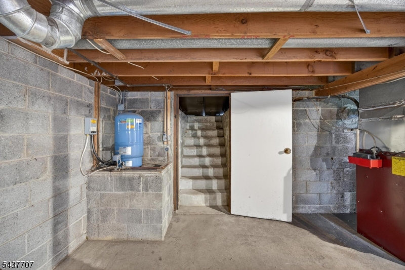 6 Odell Road Vernon, NJ 07462 - Photo 32 of 33