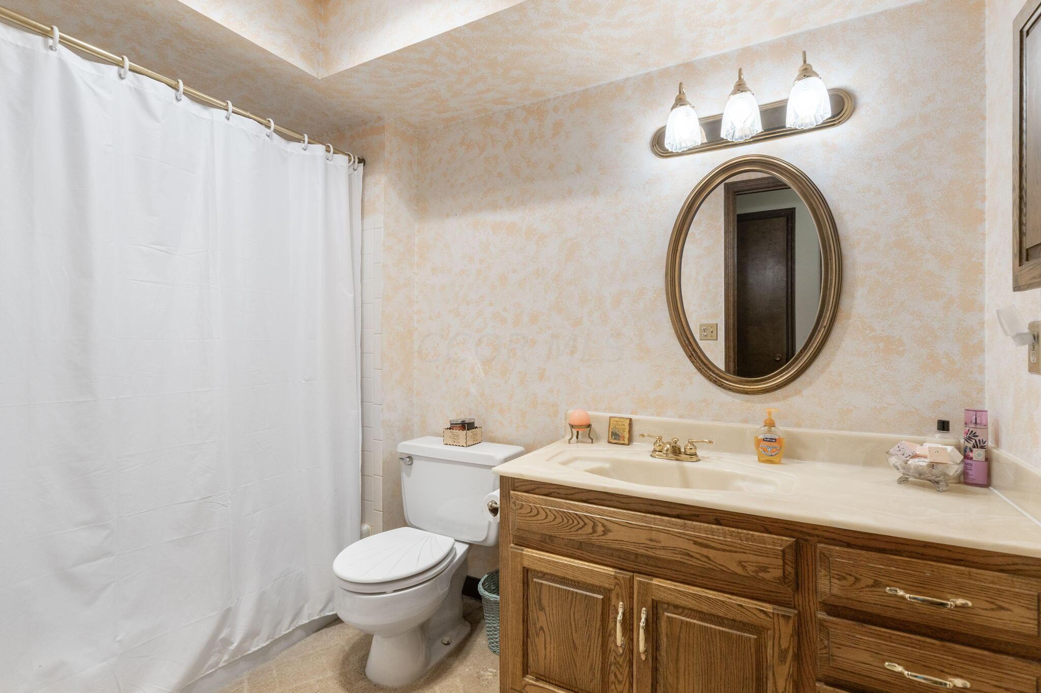 5478 Larkwood Road Columbus, OH 43229 - Photo 38 of 50 5478 Larkwood Rd (Interior)-31
