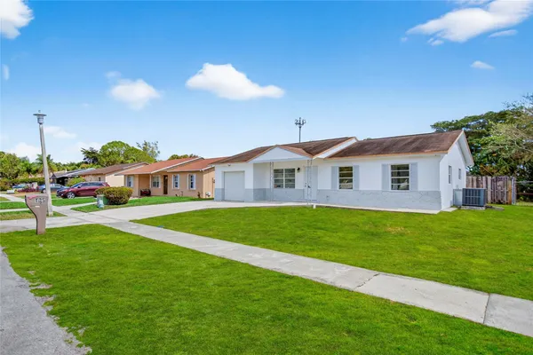 $530,999 | 405 Southwest 78th Terrace, North Lauderdale, FL 33068