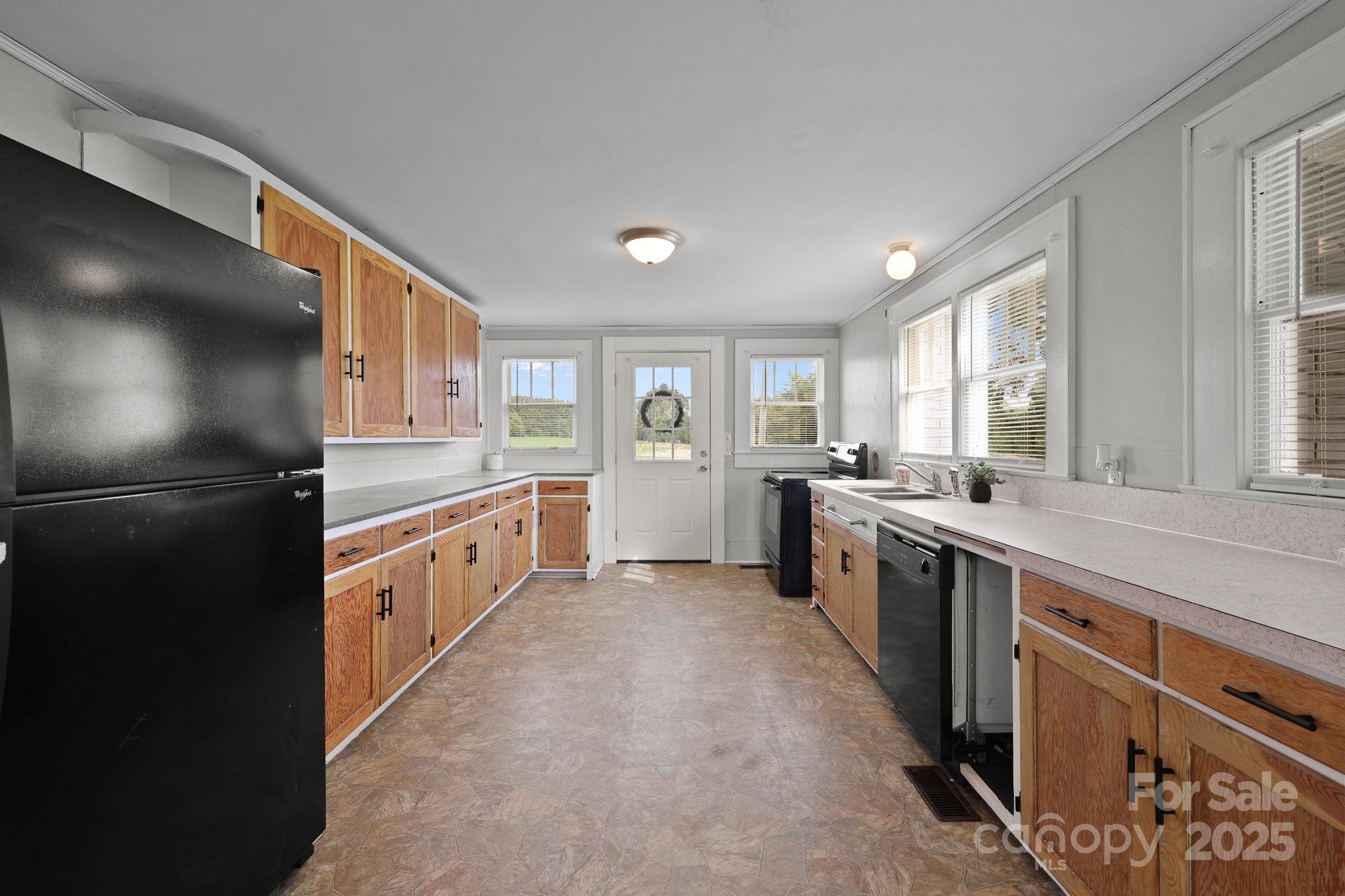 32312 Chapel Road Albemarle, NC 28001 - Photo 21 of 35 Gallery Image 21
