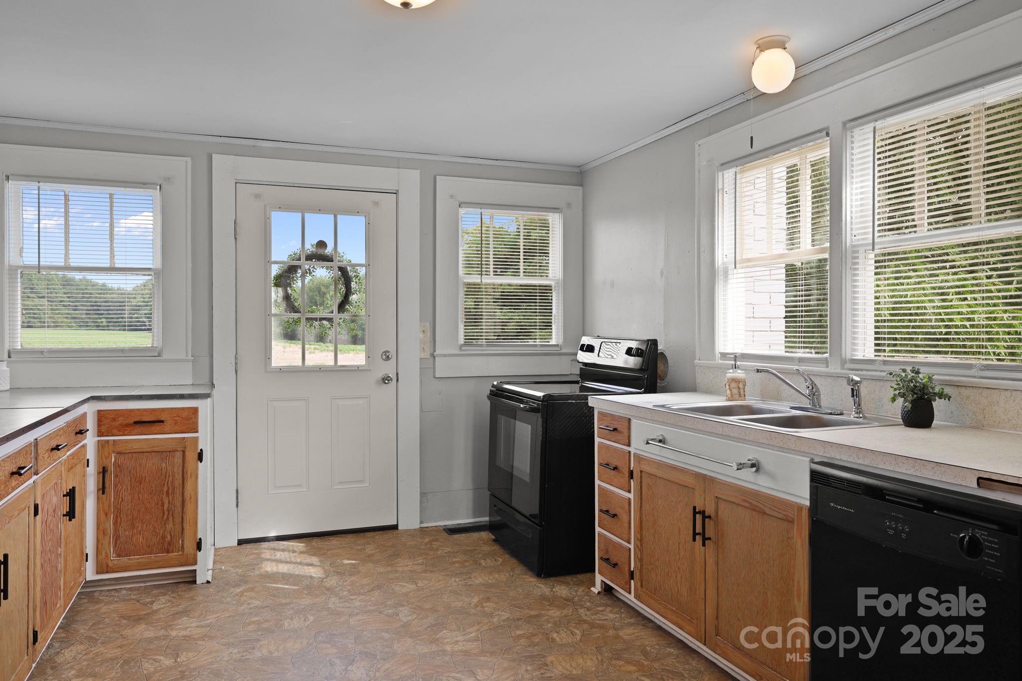 32312 Chapel Road Albemarle, NC 28001 - Photo 22 of 35 Gallery Image 22