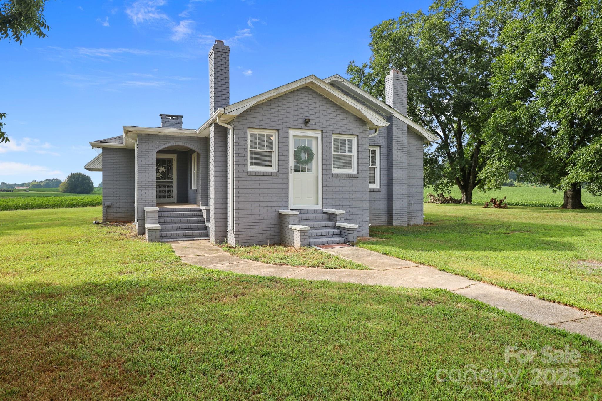 32312 Chapel Road Albemarle, NC 28001 - Photo 3 of 35 Gallery Image 3