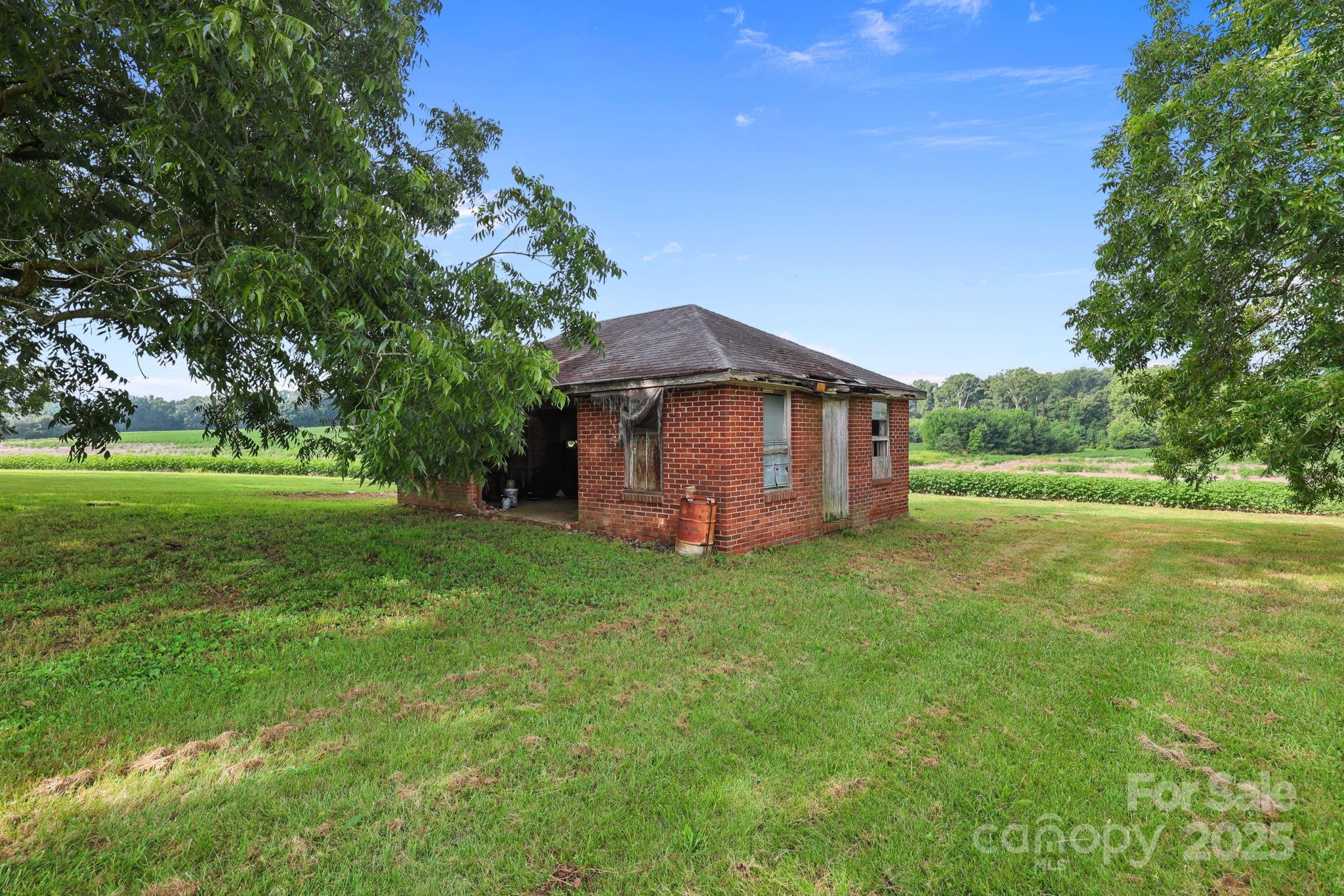32312 Chapel Road Albemarle, NC 28001 - Photo 8 of 35 Gallery Image 8