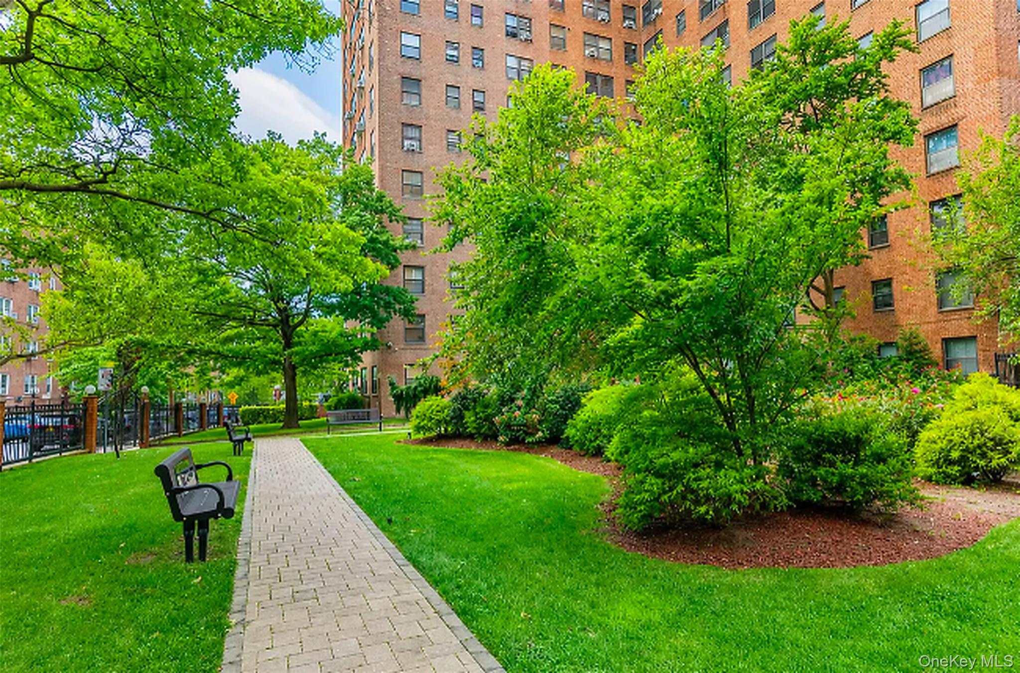 99-40 63rd Road, Unit 1E Queens, NY 11374 - Photo 19 of 23 Gallery Image 19