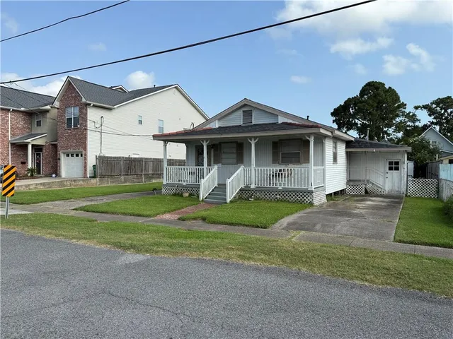 $290,000 | 3754 Roman Street, Metairie, LA 70001