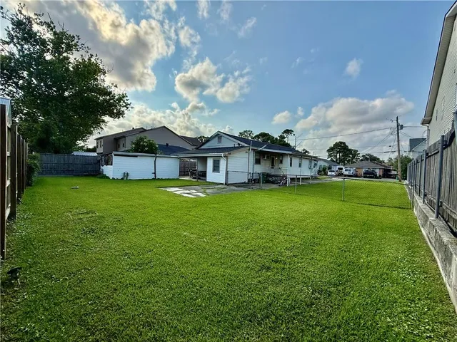 $290,000 | 3754 Roman Street, Metairie, LA 70001