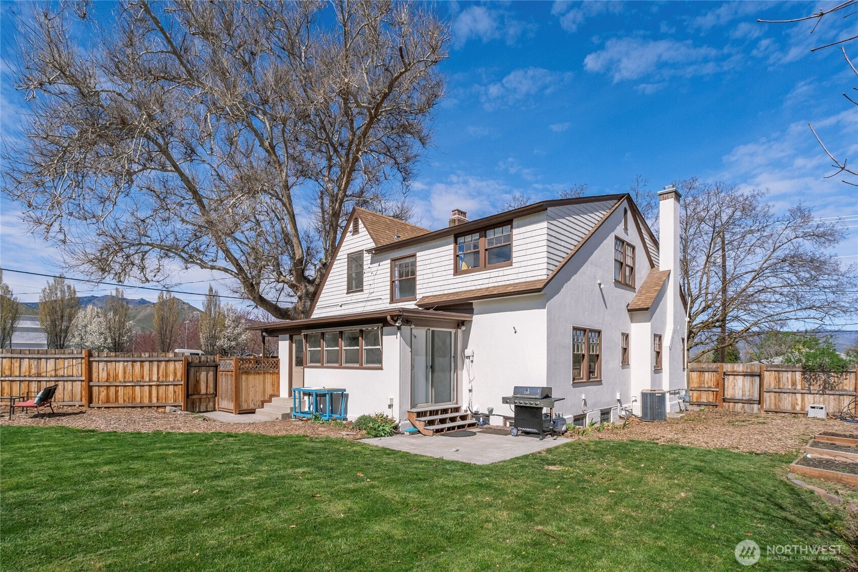 841 Red Apple Road Wenatchee, WA 98801 - Photo 11 of 38