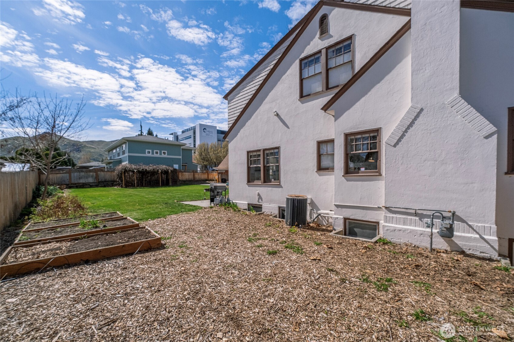 841 Red Apple Road Wenatchee, WA 98801 - Photo 13 of 38