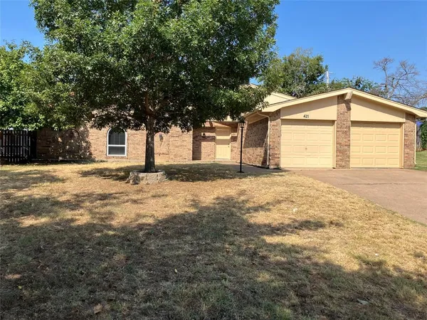 $370,000 | 421 Cavender Court, Hurst, TX 76054