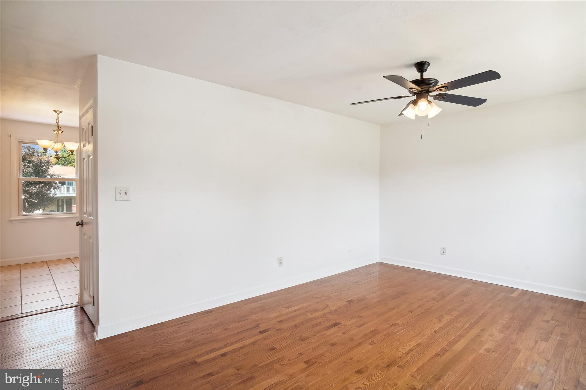 154 Sullivan Road Westminster, MD 21157 - Photo 5 of 56 Gallery Image 5