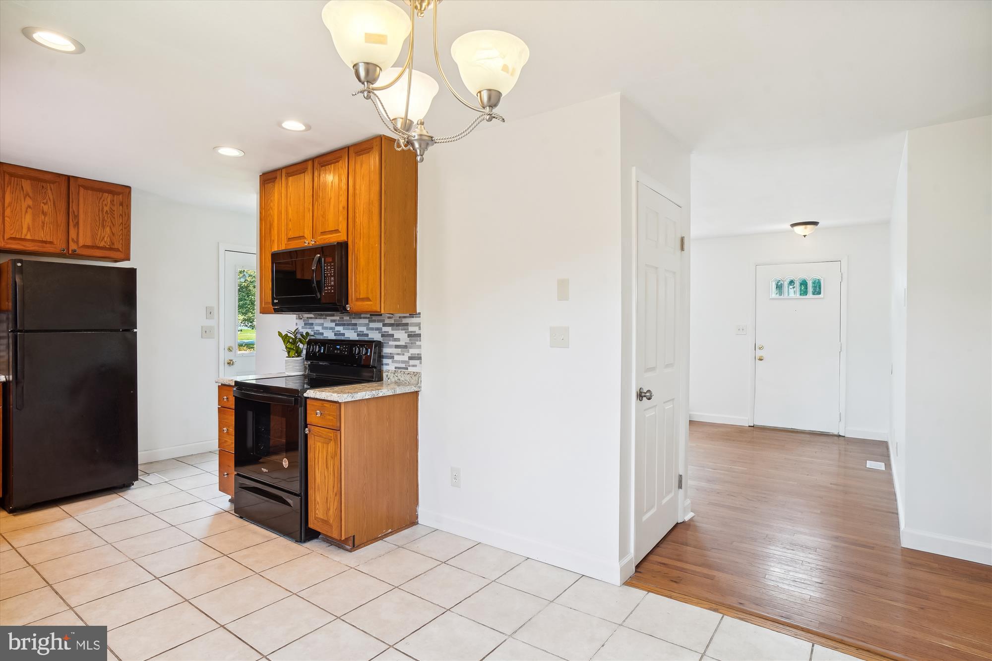 154 Sullivan Road Westminster, MD 21157 - Photo 7 of 56 Gallery Image 7