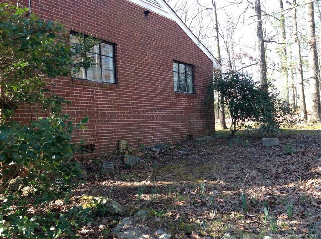 9618 Wolf Pond Road Pageland, SC 29728 - Photo 3 of 16