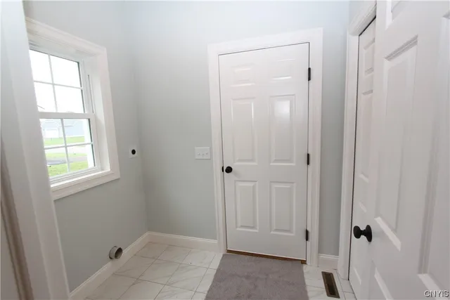 $545,000 | 214 Tall Tree Lane, Lysander, NY 13027