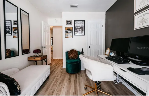 $4,000 | 3229 West Fielder Street, Tampa, FL 33611