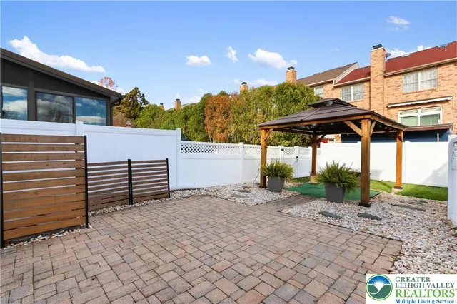 $2,700 | 1885 Redwood Drive, Whitehall, PA 18052