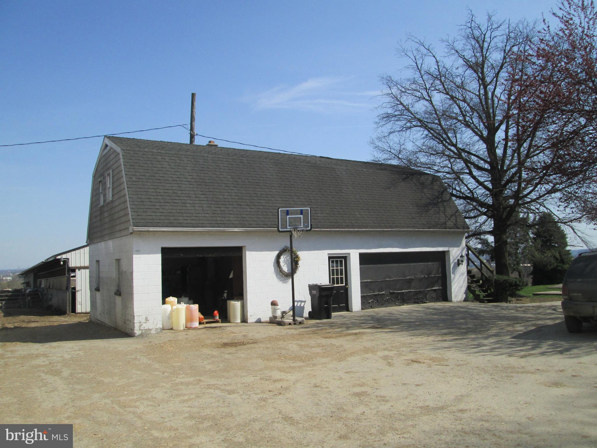 2889 Zink Road Manheim, PA 17545 - Photo 18 of 28
