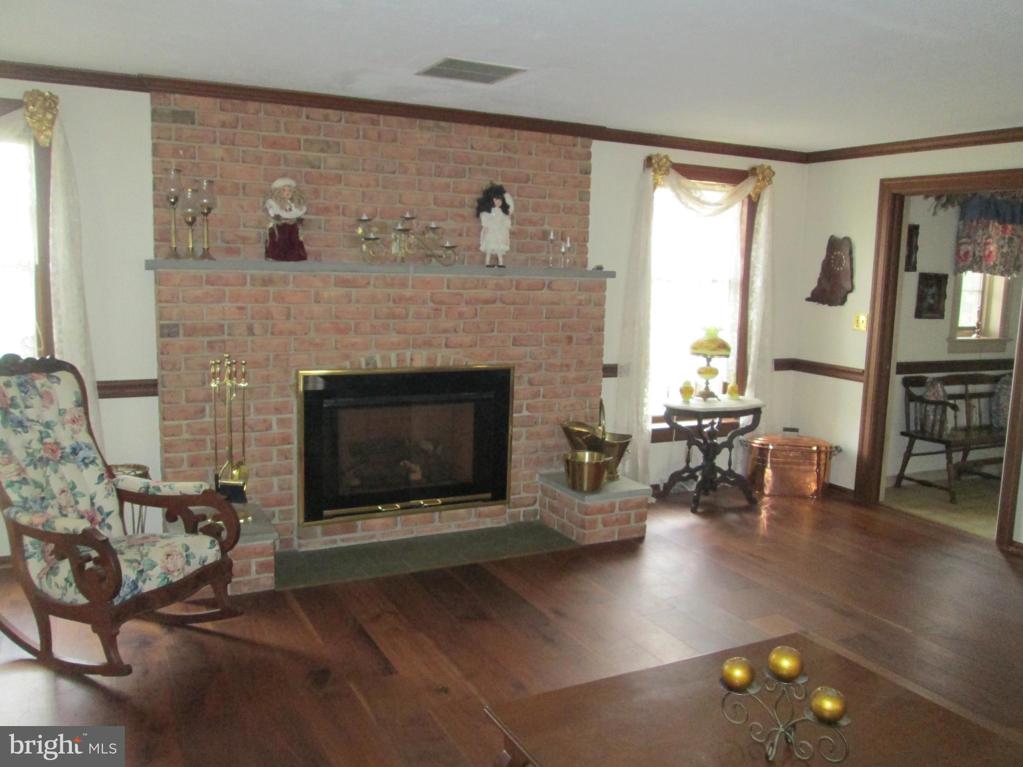 2889 Zink Road Manheim, PA 17545 - Photo 3 of 28