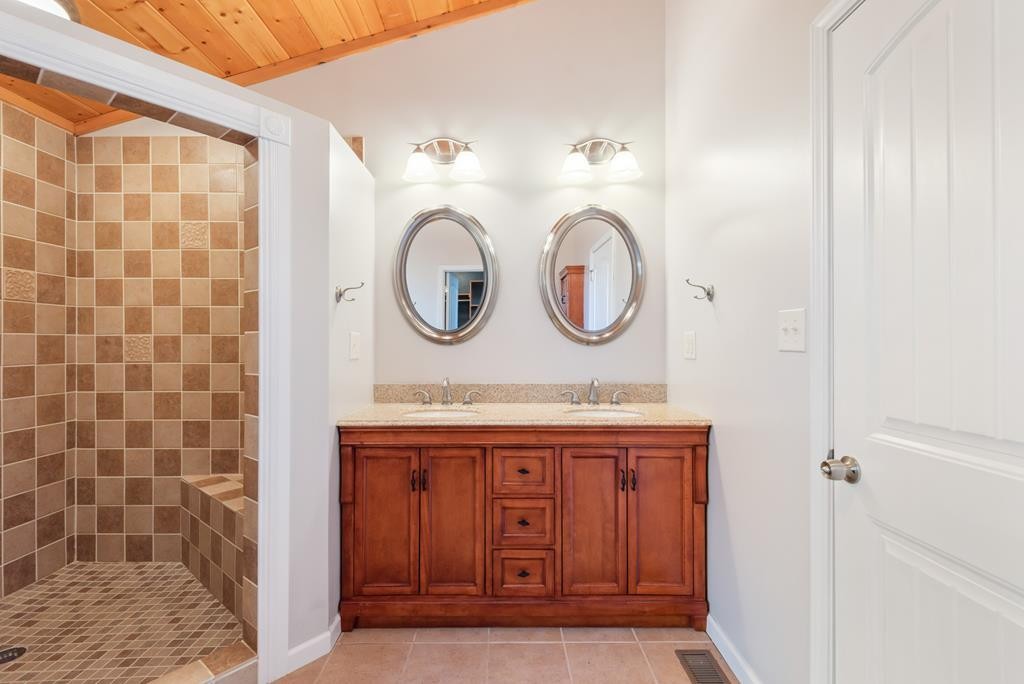 706 Shell Mountain Road Sevierville, TN 37876 - Photo 13 of 32 Gallery Image 13
