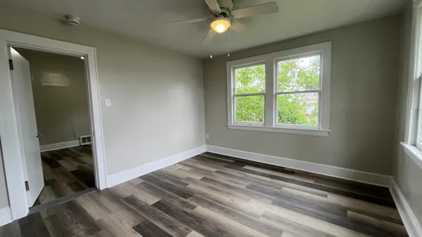 $825 | 806 Stewart Avenue Southeast, Unit 3, Roanoke, VA 24013