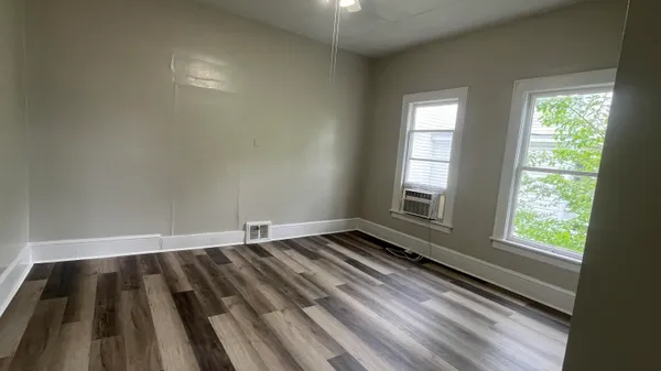 $825 | 806 Stewart Avenue Southeast, Unit 3, Roanoke, VA 24013