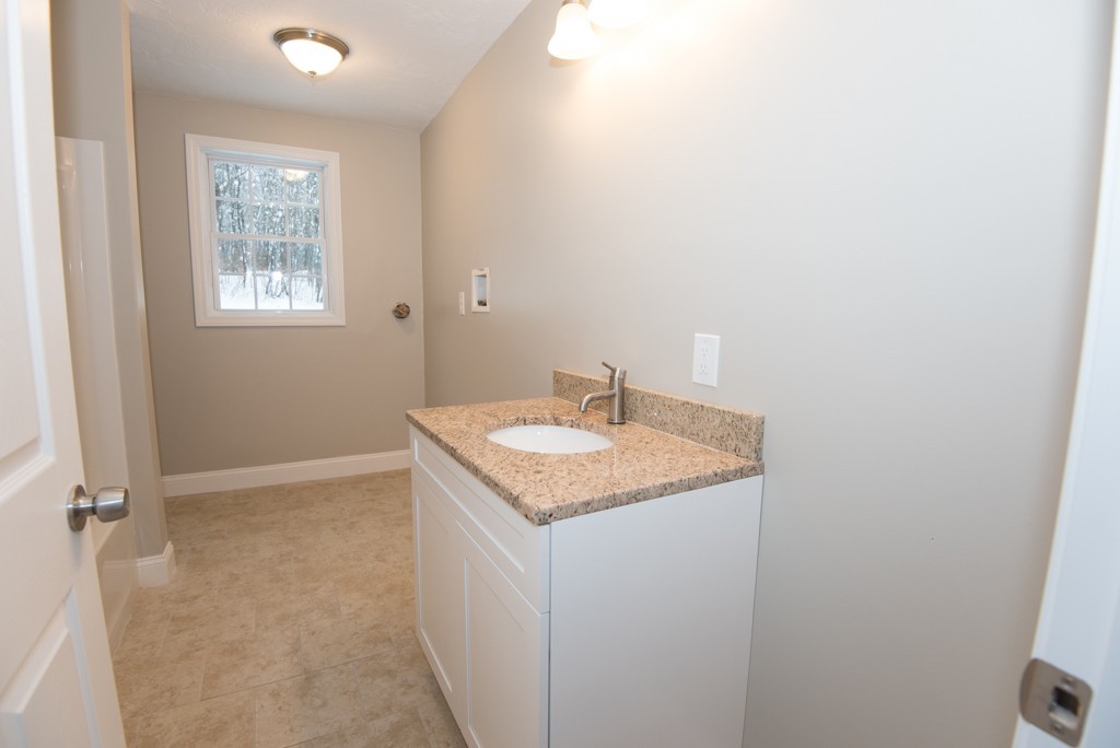 30 Crestwood Road Brimfield, MA 01010 - Photo 9 of 30 Gallery Image 9