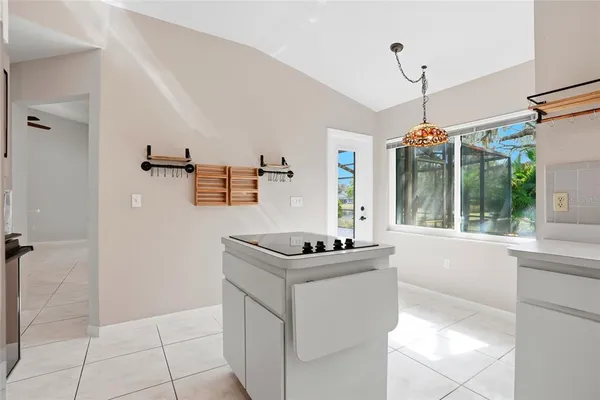 $500,000 | 948 Lucas Lane, Oldsmar, FL 34677