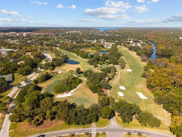 $500,000 | 948 Lucas Lane, Oldsmar, FL 34677