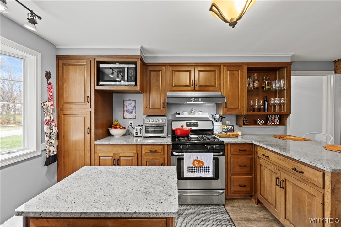 296 Pomander Square East Aurora, NY 14052 - Photo 13 of 49