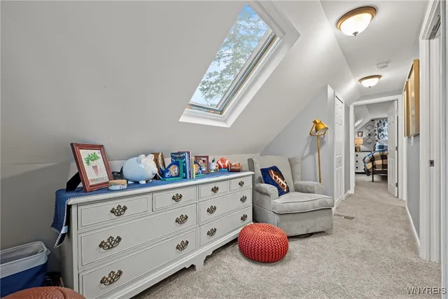 $575,000 | 296 Pomander Square, East Aurora, NY 14052