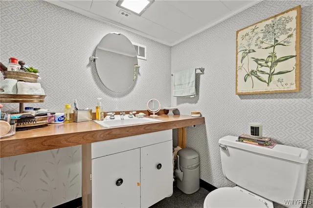 $575,000 | 296 Pomander Square, East Aurora, NY 14052