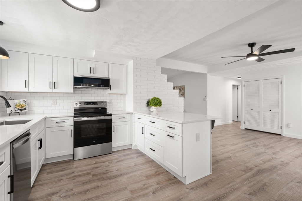6 Ruth Drive Framingham, MA 01701 - Photo 4 of 27
