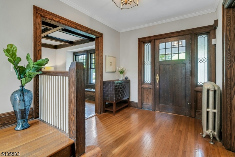 89 Beechwood Road Summit, NJ 07901 - Photo 4 of 45