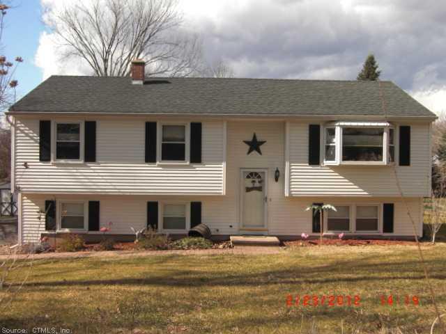 31 North Airline Road Wallingford, CT 06492 - Photo 1 of 1 Exterior Front.