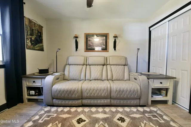 $390,000 | 10 Lakeside Estate, Corinth, NY 12822