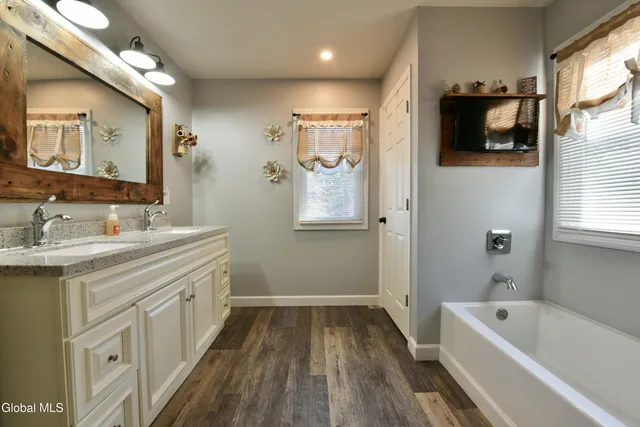 $390,000 | 10 Lakeside Estate, Corinth, NY 12822