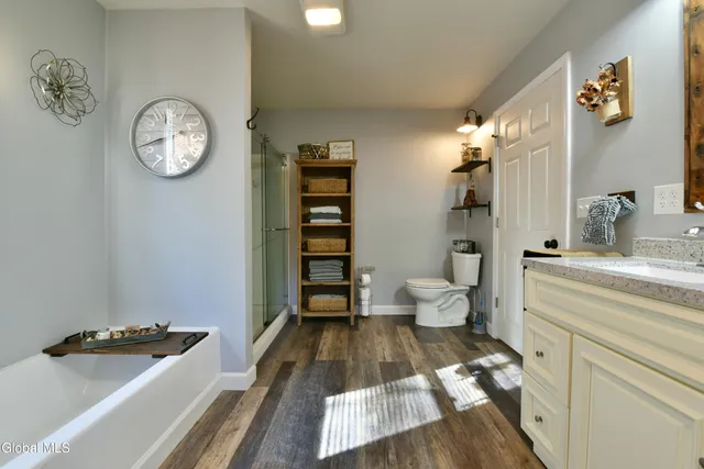 $390,000 | 10 Lakeside Estate, Corinth, NY 12822